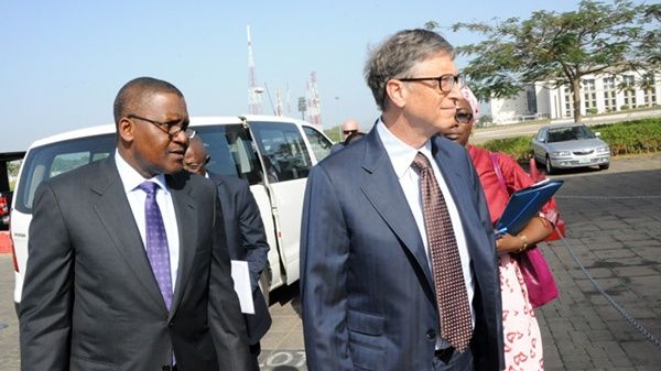 Bill Gates (right) and Aliko Dangote of Nigeria