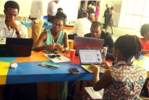 A Cross section of tech savvy at the Lagos social media week 